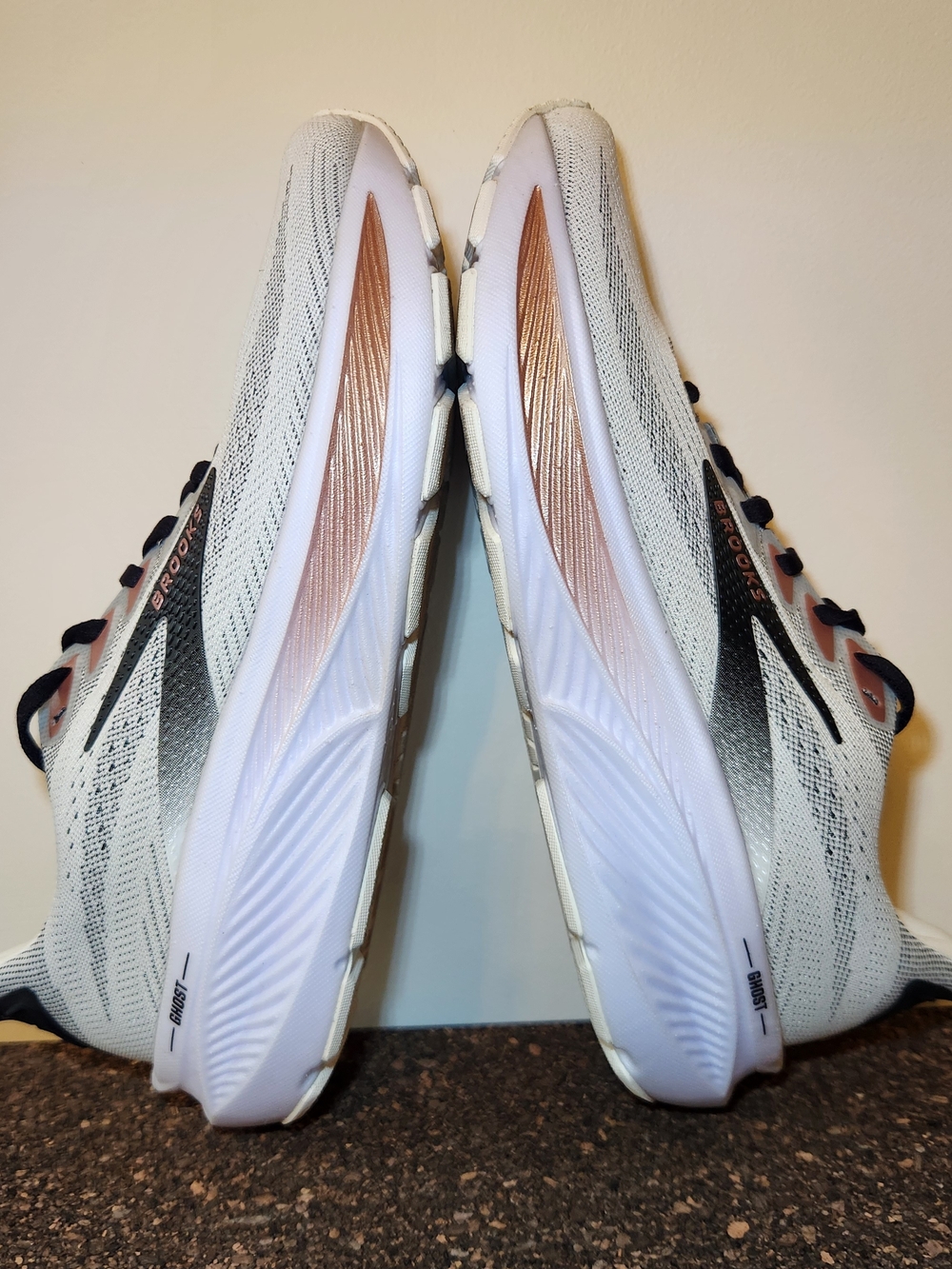 Brooks Ghost 17 Running Shoes Womens Size 8.5 - Picture 8 of 11